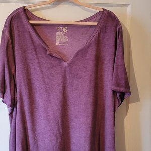 Terra & Sky Distressed Purple V neck Short Sleeve Tee Size 3x 24w/26w
